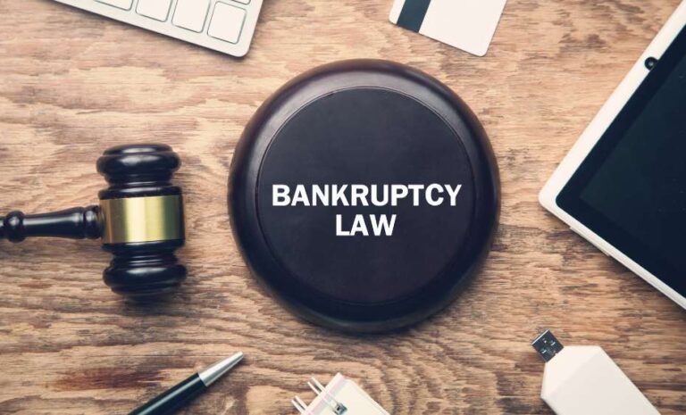 Bankruptcy Lawyers for Small Businesses in France